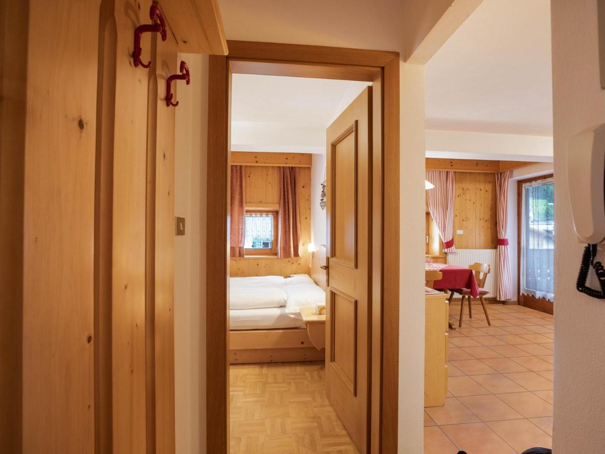Ciasa Lino Aloch Appartement Pozza di Fassa Buitenkant foto